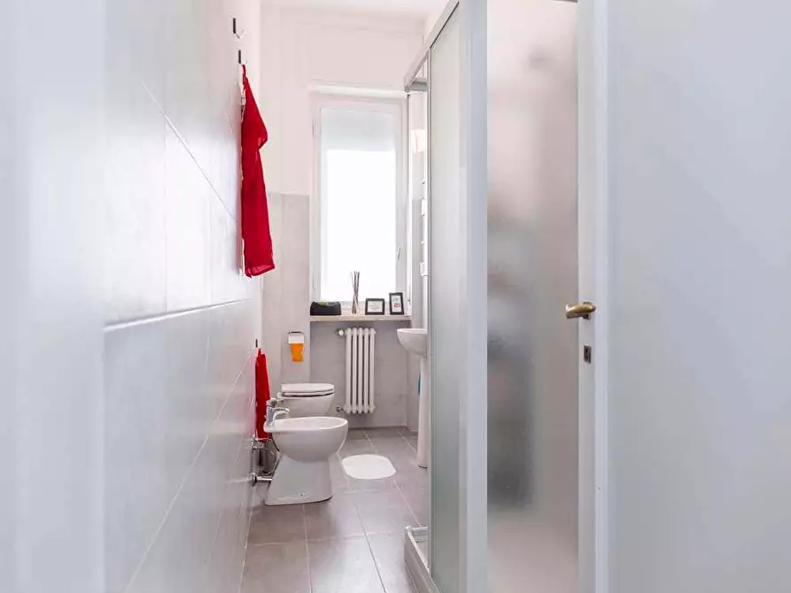 Immagine 11 di Camera in affitto  in Via Cosseria1 a Milano