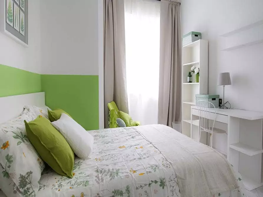 Immagine 3 di Camera in affitto  in Viale Ortles86 a Milano