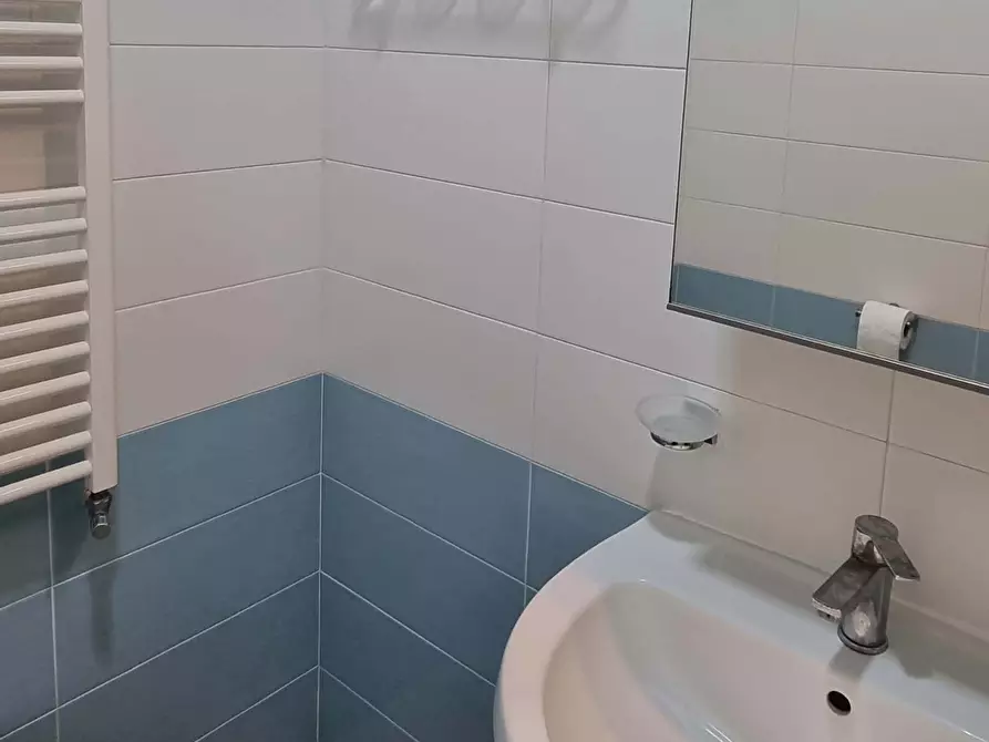 Immagine 37 di Camera in affitto  in Via dei Tribunali268 a Napoli