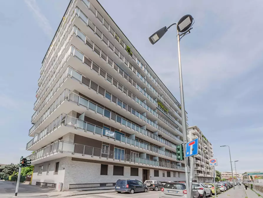 Immagine 23 di Appartamento in affitto  in Viale Evaristo Stefini3 a Milano