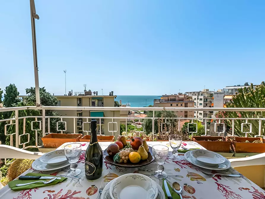 Immagine 24 di Appartamento in affitto  in Via Padre Semeria180 a San Remo