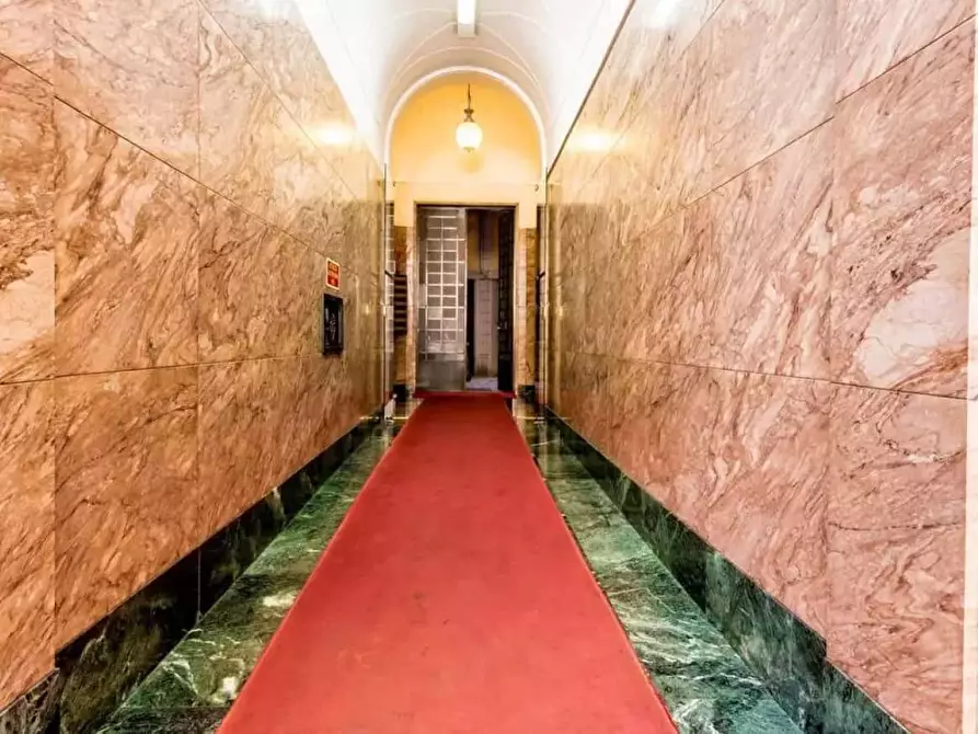 Immagine 24 di Appartamento in affitto  in Via Giuseppe Mazzini a Milano