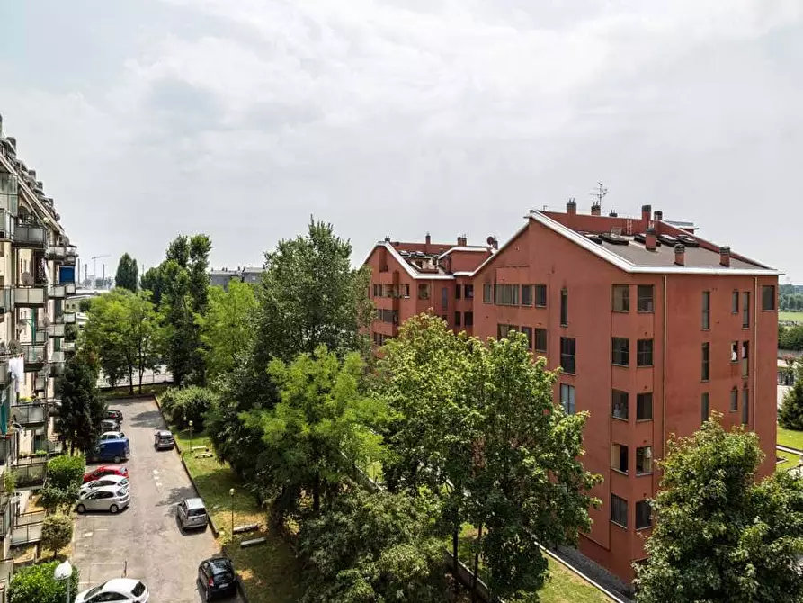 Immagine 23 di Camera in affitto  in Via Ginestre10 a Buccinasco