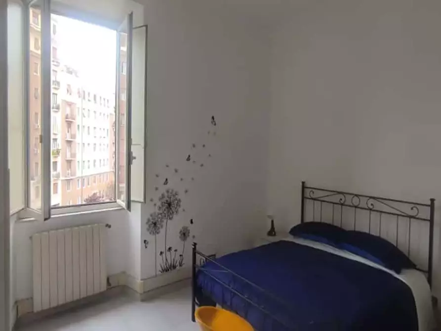 Immagine 3 di Camera in affitto  in Largo Vercelli10 a Roma