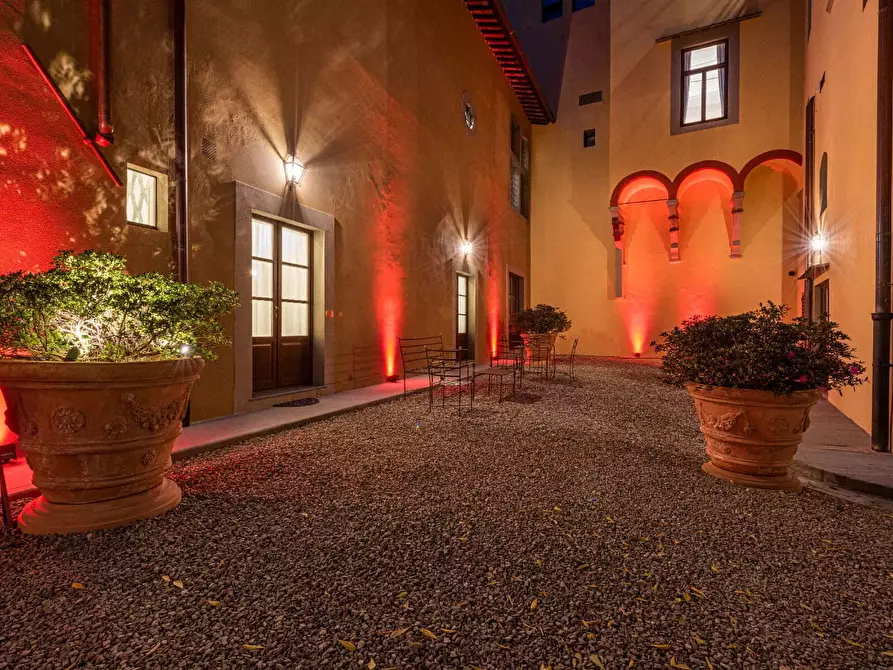 Immagine 10 di Appartamento in affitto  in Via de' Guicciardini a Firenze