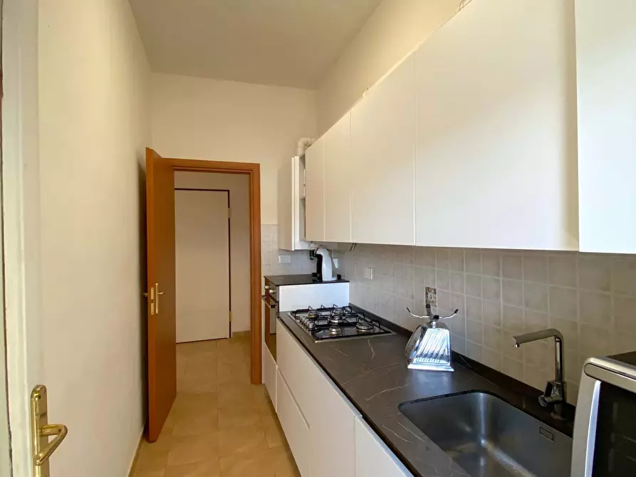 Immagine 22 di Appartamento in affitto  in Via Giulio Cesare82 a Viareggio