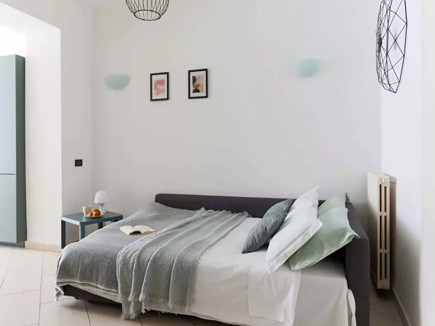 Immagine 32 di Appartamento in affitto  in Via Lazzaro Palazzi4 a Milano