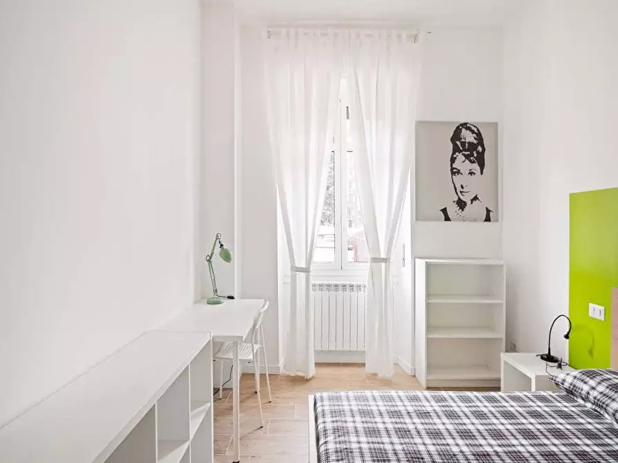 Immagine 2 di Camera in affitto  in Viale Legioni Romane39 a Milano