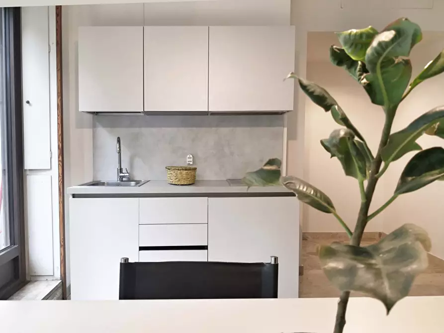 Immagine 6 di Appartamento in affitto  in Via Vincenzo Monti55 a Milano