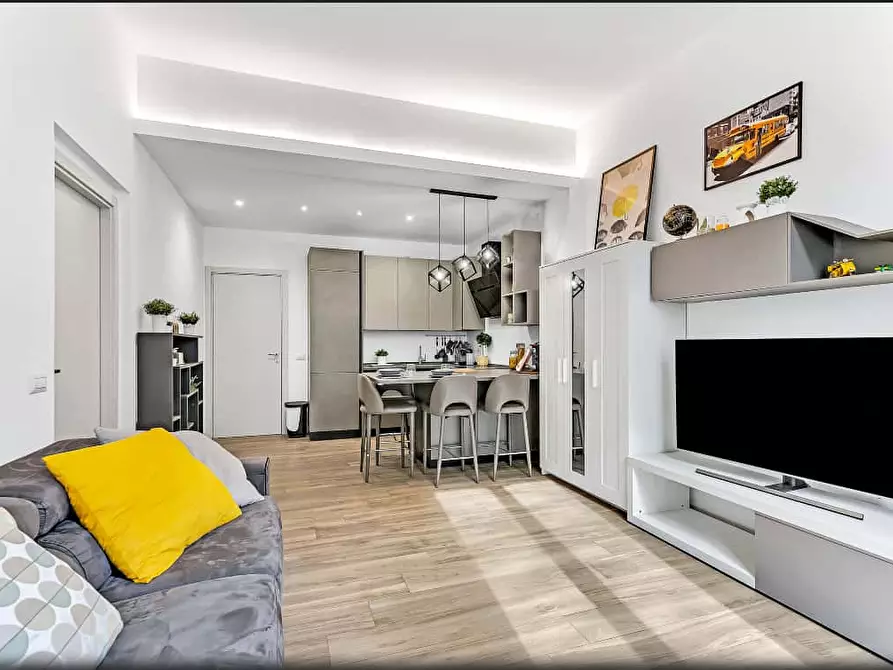 Immagine 4 di Appartamento in affitto  in Viale Beatrice d'Este15 a Milano
