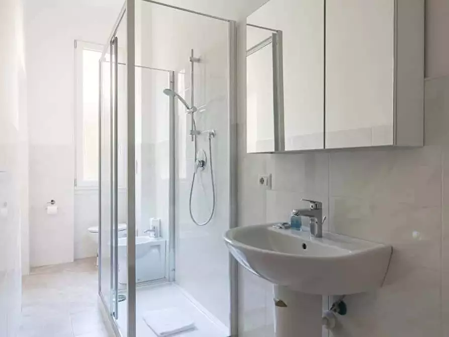 Immagine 9 di Appartamento in affitto  in Via Paolo Lomazzo3 a Milano