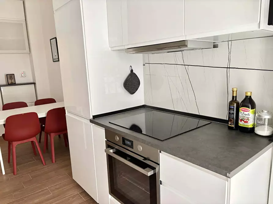 Immagine 7 di Appartamento in affitto  in Via Gregorio VII384 a Roma