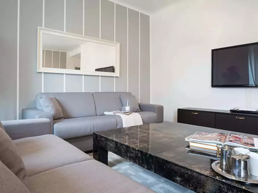 Immagine 6 di Appartamento in affitto  in Via Giuseppe Mazzini a Milano