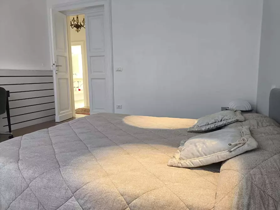 Immagine 135 di Appartamento in affitto  in Via Irnerio9 a Bologna