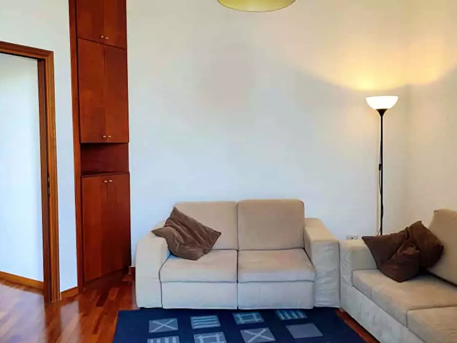 Immagine 11 di Appartamento in affitto  in Via Brembo a Milano