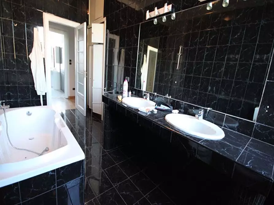 Immagine 28 di Camera in affitto  in Via Bernina41 a Milano