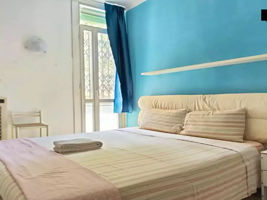 Immagine 9 di Camera in affitto  in Via Monzambano a Milano