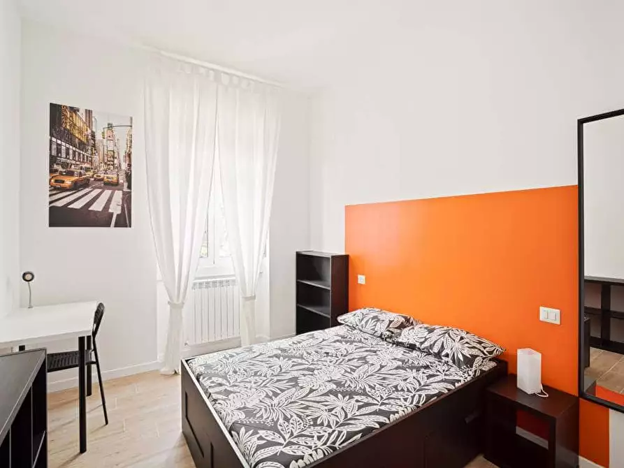 Immagine 4 di Camera in affitto  in Viale Legioni Romane39 a Milano