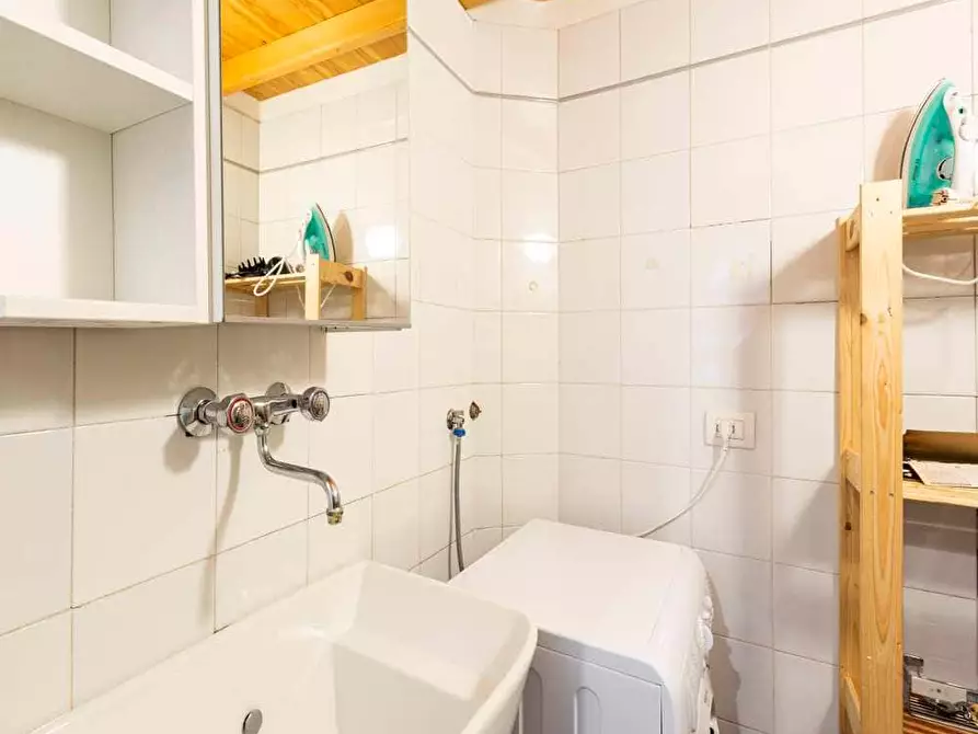 Immagine 13 di Camera in affitto  in Via Spalato5 a Milano