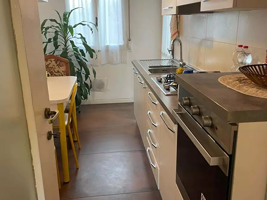 Immagine 10 di Appartamento in affitto  in Via Appennini135 a Milano