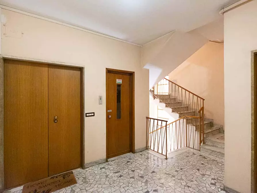 Immagine 60 di Appartamento in affitto  in Via Salasco5 a Milano