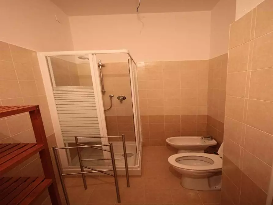 Immagine 14 di Camera in affitto  in Viale Sondrio3 a Milano