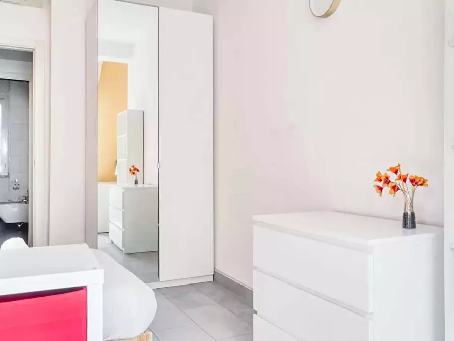 Immagine 21 di Appartamento in affitto  in Via Arbe71 a Milano