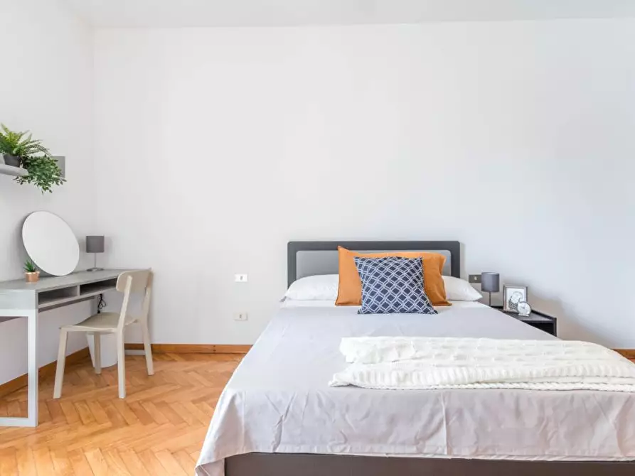 Immagine 2 di Camera in affitto  in Via Renato Fucini14 a Milano