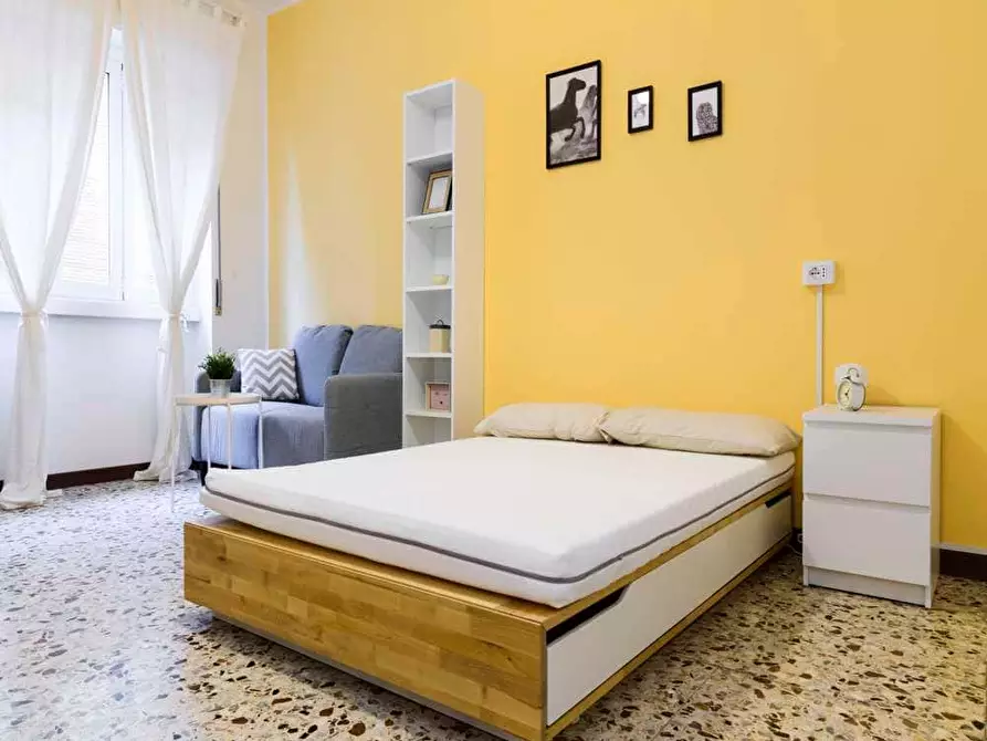 Immagine 5 di Camera in affitto  in Via Melchiorre Delfico24/2 a Milano