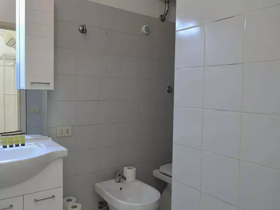 Immagine 14 di Appartamento in affitto  in Via di Sant'Agata de Goti2 a Roma