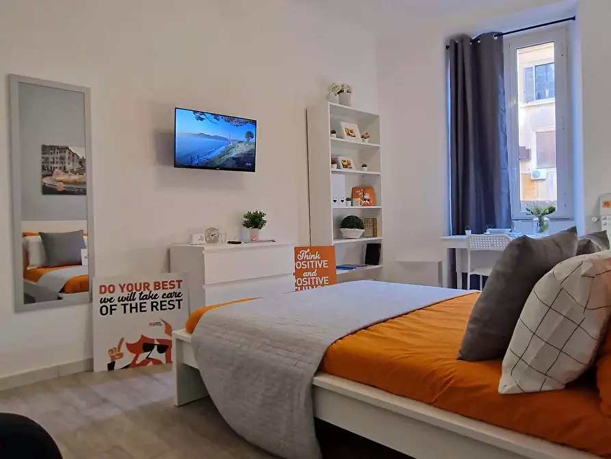 Immagine 6 di Camera in affitto  in Via in Selci54 a Roma