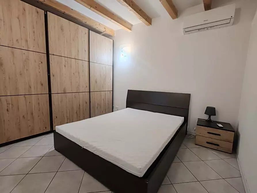 Immagine 2 di Appartamento in affitto  in Via Emilia Santo Stefano56 a Reggio Nell'emilia