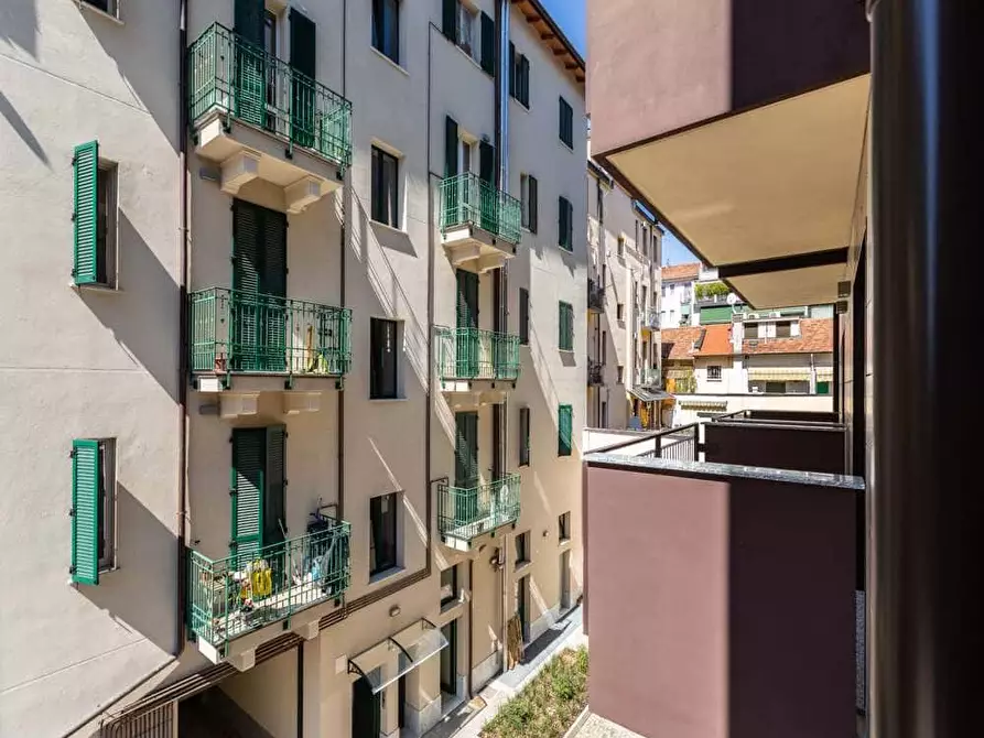 Immagine 4 di Camera in affitto  in Via Gardone5 a Milano