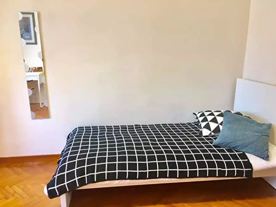 Immagine 4 di Camera in affitto  in Via Castelfidardo30 a Firenze