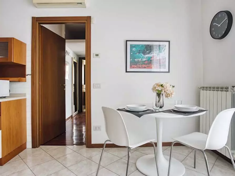 Immagine 7 di Camera in affitto  in Viale Carlo Espinasse106 a Milano