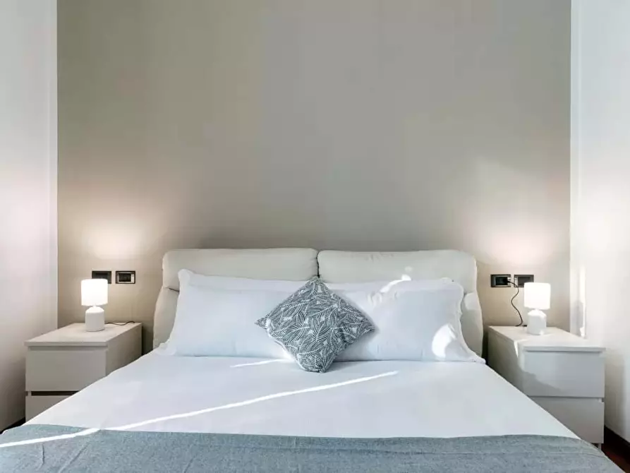 Immagine 3 di Appartamento in affitto  in Via Luigi Cadorna5 a Como