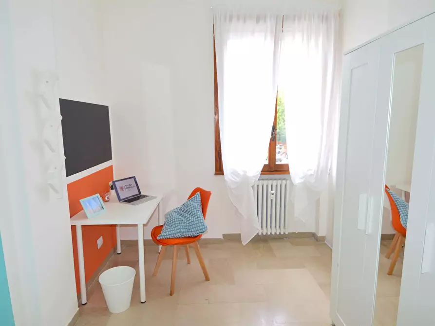 Immagine 2 di Camera in affitto  in Via Emilia Est36 a Modena