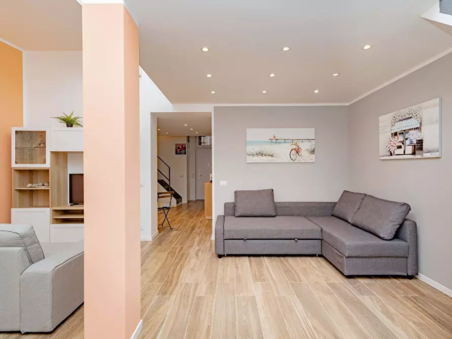 Immagine 1 di Appartamento in affitto  in Via Giacomo Watt2 a Milano