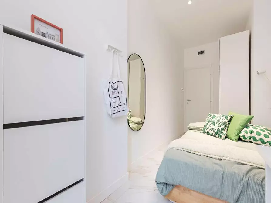 Immagine 2 di Camera in affitto  in Viale Bligny28 a Milano
