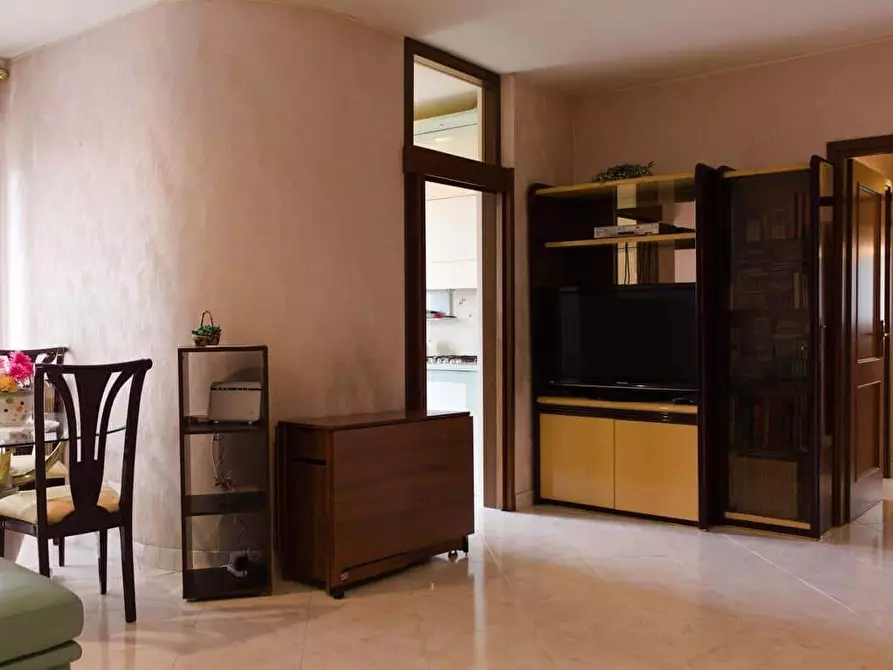 Immagine 10 di Appartamento in affitto  in Via degli Aldobrandeschi67 a Roma