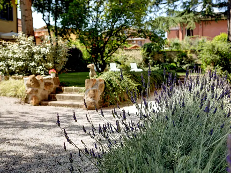 Immagine 27 di Appartamento in affitto  in Via Appia Pignatelli a Roma