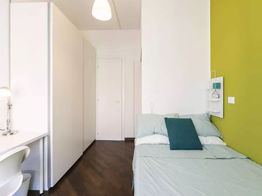 Immagine 3 di Camera in affitto  in Via Antonio Pollaiuolo15 a Milano