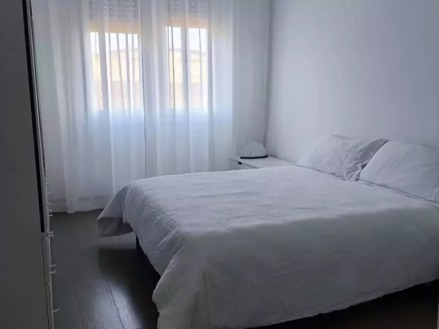 Immagine 38 di Appartamento in affitto  in Via Irnerio9 a Bologna
