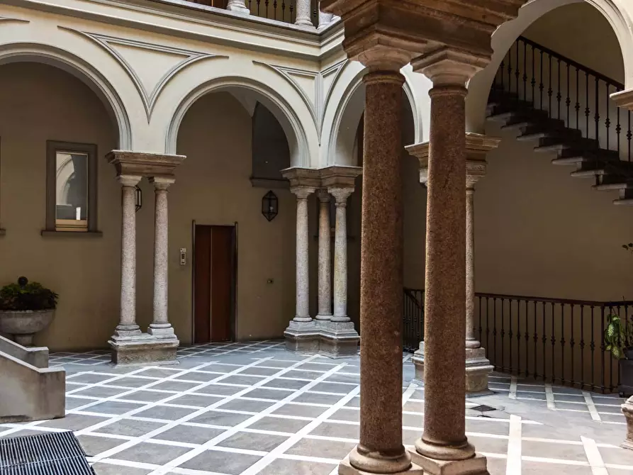 Immagine 35 di Appartamento in affitto  in Via dell'Annunciata7 a Milano