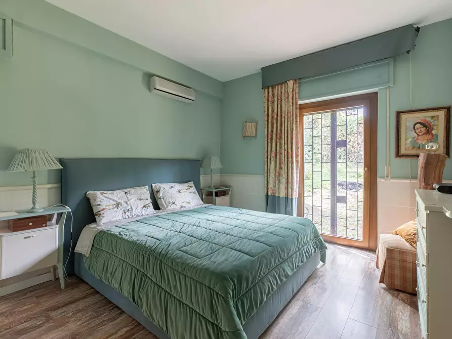 Immagine 29 di Appartamento in affitto  in Via della Camilluccia741 a Roma