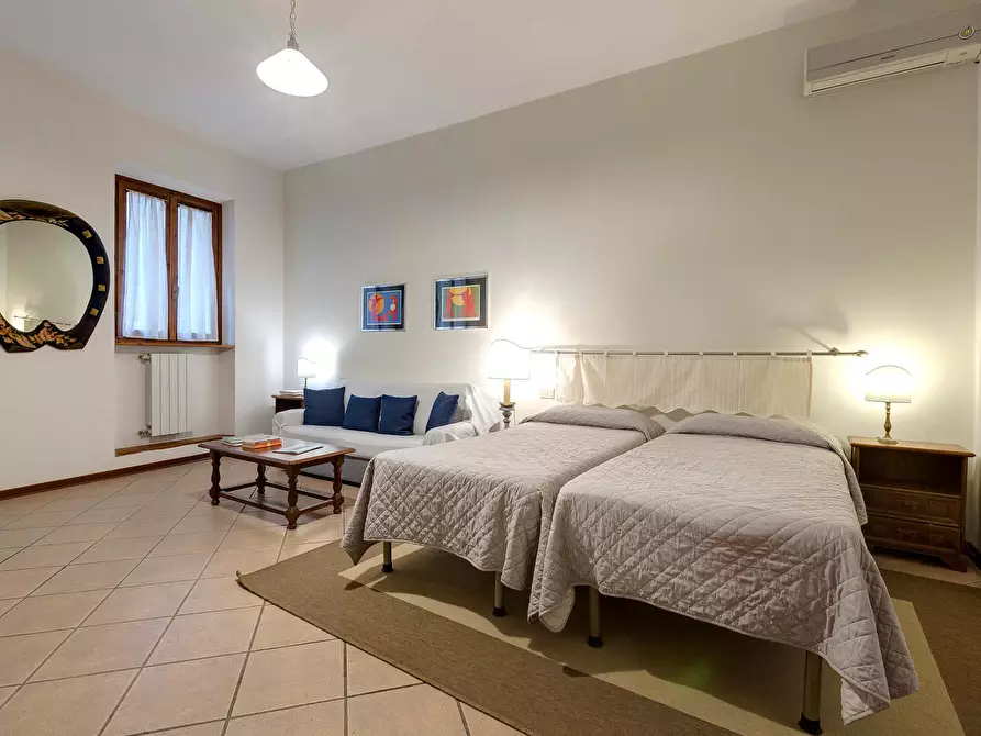 Immagine 2 di Appartamento in affitto  in Via dei Tavolini1 a Firenze