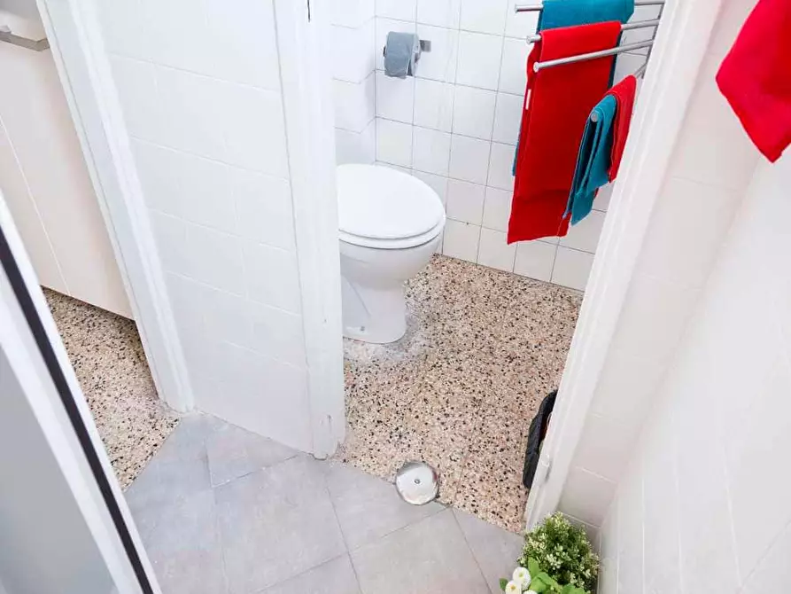 Immagine 10 di Camera in affitto  in Viale Argonne26 a Milano