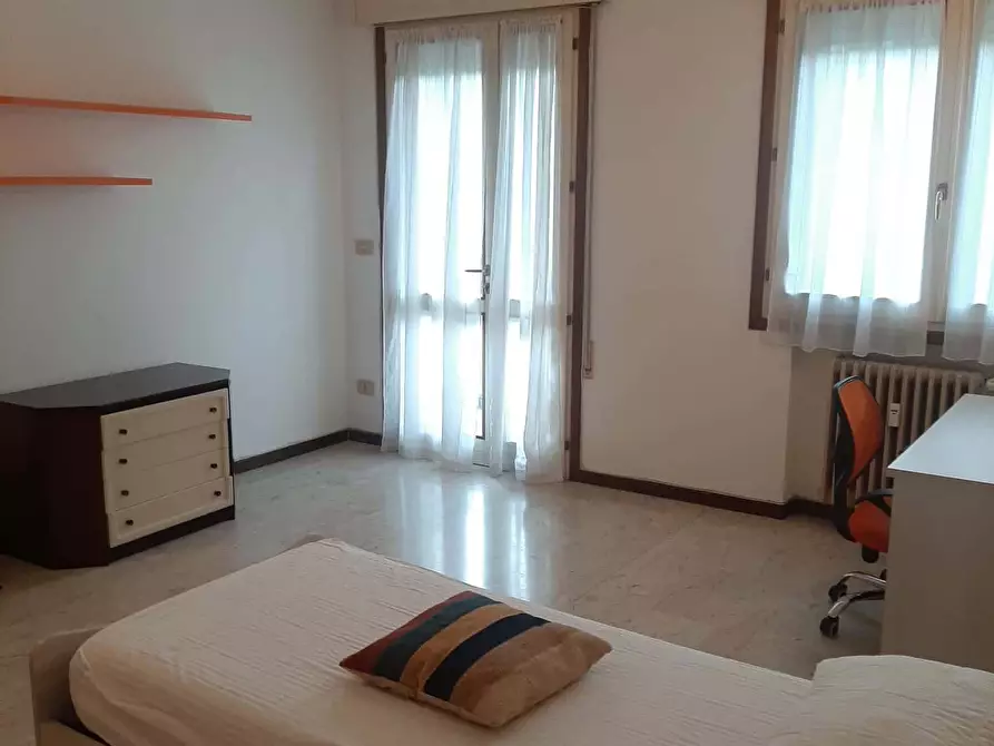Immagine 3 di Camera in affitto  in Via Querini8 a Padova