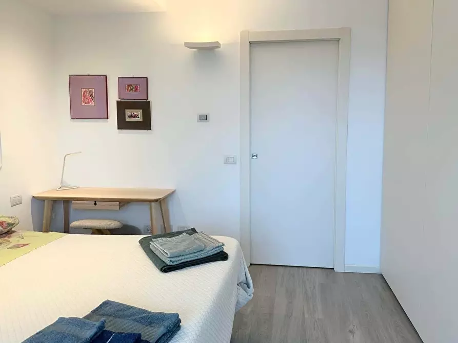 Immagine 25 di Appartamento in affitto  in Via Pietro Rondoni1 a Milano