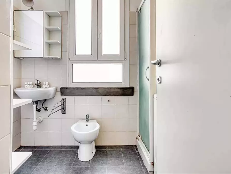 Immagine 18 di Appartamento in affitto  in Via Achille Mauri a Milano